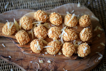 goat's cheese crumbles