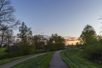 Sonnenuntergang an der Hamme in Ritterhude Ende April