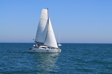 Voilier en méditerranée, France