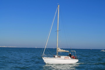 Fototapeta premium Voilier en méditerranée, France