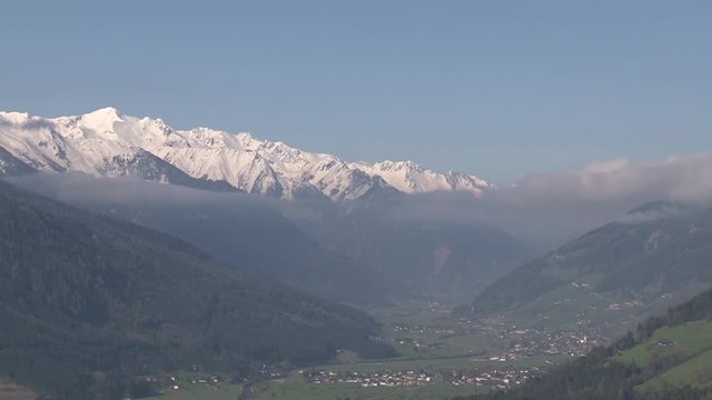 Salzachtal, Salzach, Berg, Alpenhauptkamm, Venedigergruppe, Hohe Tauern, Nationalpark, Fr&uuml;hling