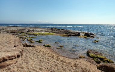 Fototapeta na wymiar littoral de Quarqueiranne