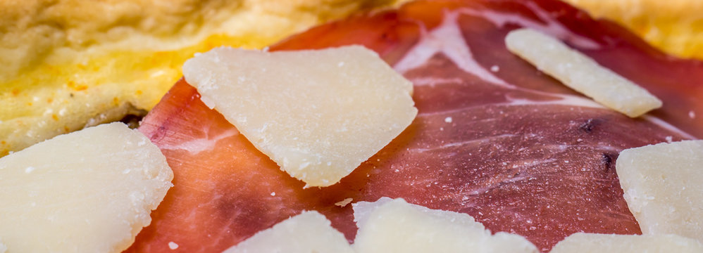 Pizza coppa parmezan