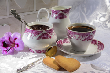 Jam from rose petals, coffee and cream
