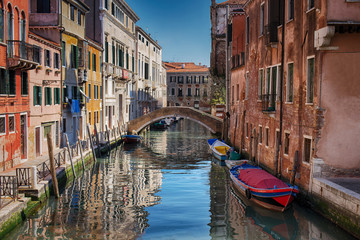 Fototapeta na wymiar Bright photo with views of Venice, italy