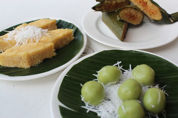 Assorted Indonesia Cake