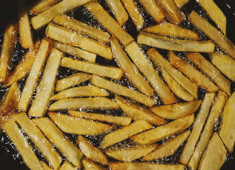 potatoes fries in a pan