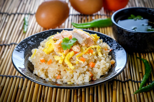 thaifood fried rice with salmon and egg japanese style
