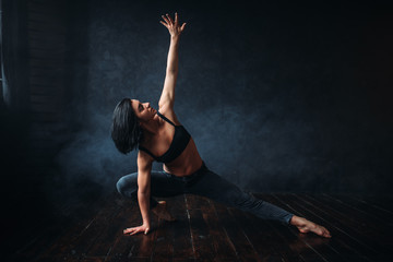 Contemp dancing female performer in dance class