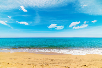 Golden sand in Is Orrosas beach