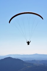 Paragliding and mountains