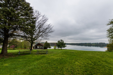 Fototapeta na wymiar Lake Marburg in Codorus State park in Hanover, Pennsylvania