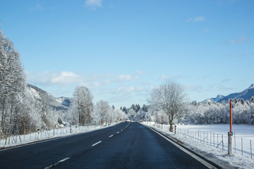 Stra&szlig;e im Winter