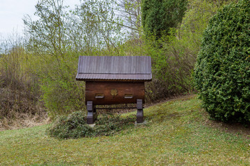 Beehive bee house wooden sculpture insect farming natural environment