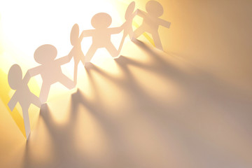 Teamwork paper chain