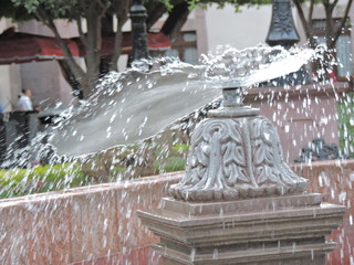 Acercamiento a fuente
