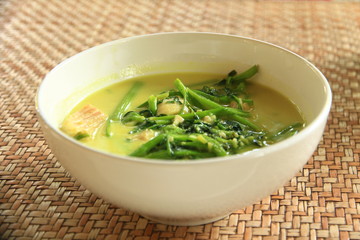 Curry Soup with Vegetables – Cambodian Cuisine