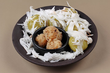 Steamed flour wrap sweet mashed coconut topped soft coconut roll.