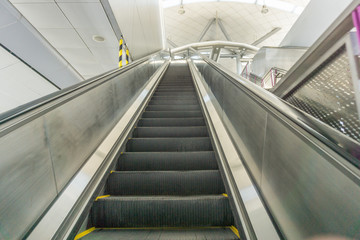 Obraz premium BANGKOK, THAILAND - APRIL 9, 2017 : Stair at the BTS station.
