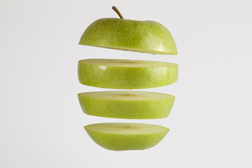 Sliced green apple