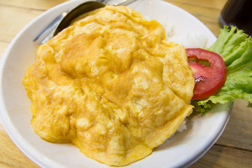 Omelet on rice