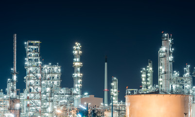 Fototapeta na wymiar Oil refinery industry plant