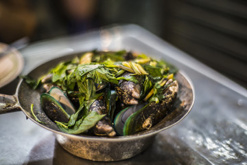 Street food mussels