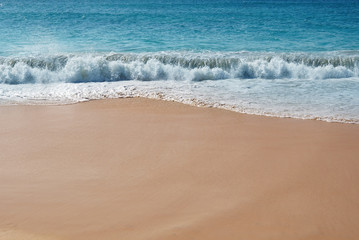 Fototapeta na wymiar Clear Water and Sand beach background