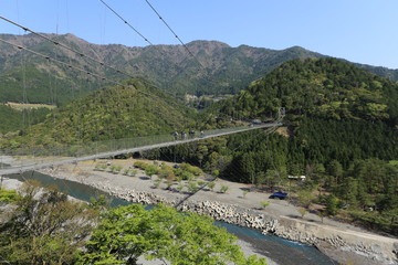 Fototapeta premium 谷瀬の吊り橋