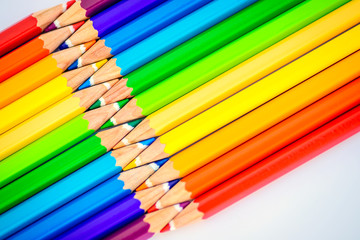 Fototapeta premium Flat lay of sharp colorful pencils