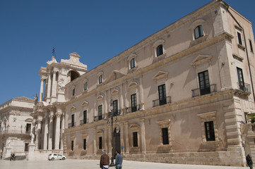 Fototapeta na wymiar Piazza Duomo, Syrakus, Sizilien, Italien