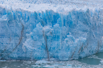 Fototapeta na wymiar Perito Moreno, Los Glaciares National Park 