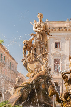 The fountain on the square Archimedes in Syracuse.