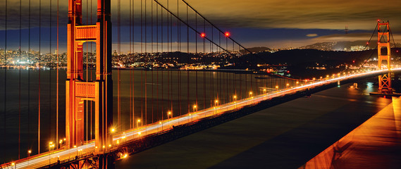 Night scene of Golden Gate Bridge