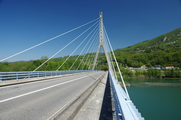 Obraz premium pont suspendu de seyssel