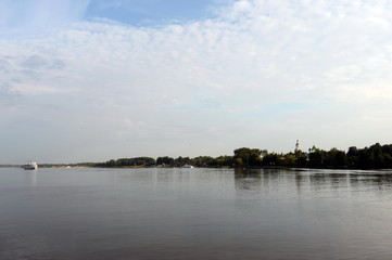 Fototapeta premium The Volga river from the Vvedensky Tolga convent.