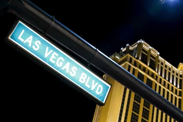 Poster Las Vegas Boulevard signal at night © ocphoto