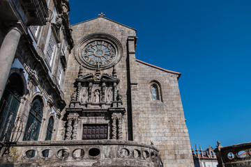 Church of Saint Francis (Igreja de Sao Francisco, 1410). Porto.