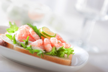 Sandwich with shrimps