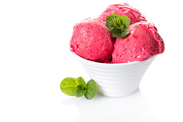 Strawberry banana strawberry