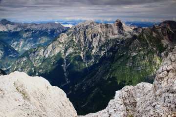 Trenta and Zadnjica valleys with Mangart, Prisojnik, Razor and Skrlatica peaks, from Kanjavec peak, Julian Alps, Triglav National Park, Slovenia, in the background Carinthia, Austria