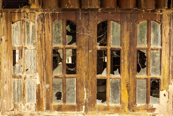 Old wooden windows and decay