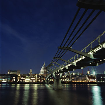 Millennium Bridge