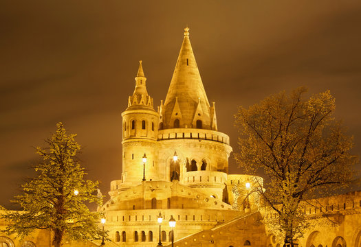 Fishermen?s Bastion lit up at night