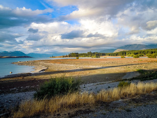Idyllic lake Tekapo, Canterbury Region, New Zealand - Stock Image