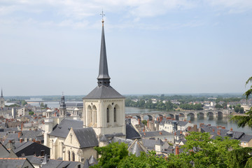 Fototapeta na wymiar Kirche in Saumur an der Loire