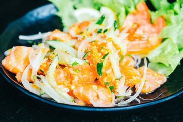 Spicy salmon salad