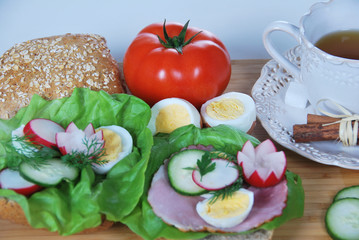 Tasty sandwich with fresh egg rolls