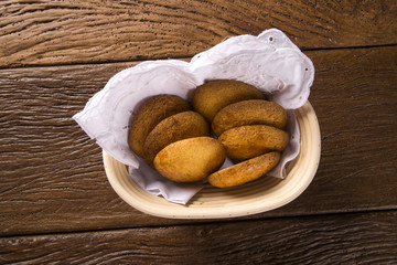 Cracker with corn flour called Broa caxambu in Brazil.