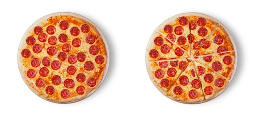 Foto auf Acrylglas Pizzeria Pizza-Peperoni. Dieses Bild ist perfekt für Sie, um Ihre Restaurantmenüs zu gestalten. Besuchen Sie meine Seite. Sie können für jede Pizza, die in Ihrem Café oder Restaurant verkauft wird, ein Bild finden.